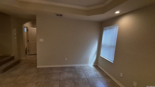 6866 Lakeview Dr, San Antonio, TX 78244