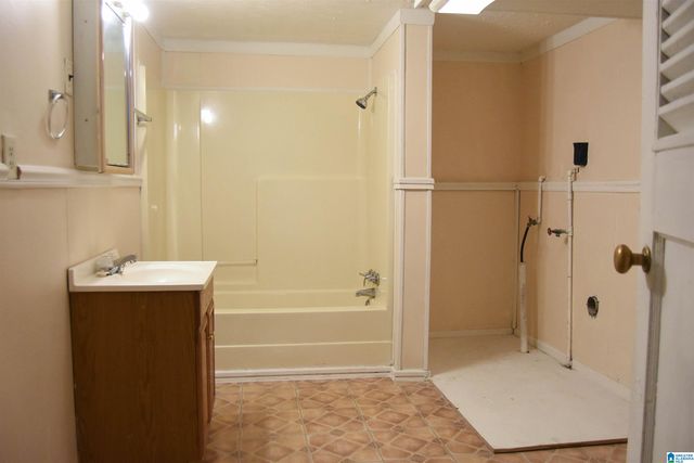 772 TILLMAN AVENUE, Anniston, AL 36201