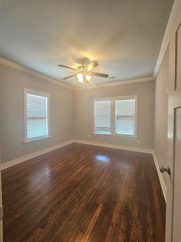 1411 S Gary Place, Tulsa, OK 74104