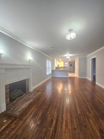 1411 S Gary Place, Tulsa, OK 74104