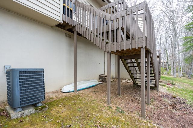 347 Lake Catherine Cir, Crossville, TN 38558