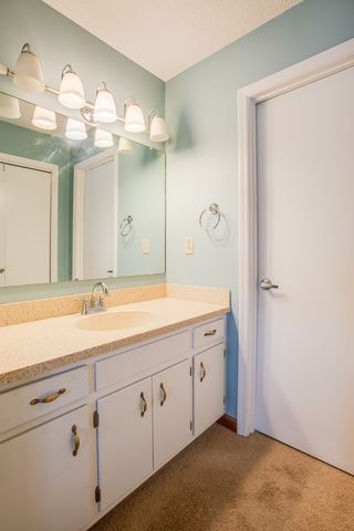 347 Lake Catherine Cir, Crossville, TN 38558
