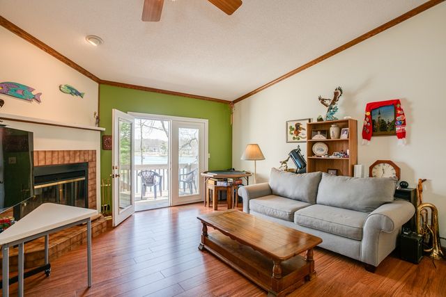 347 Lake Catherine Cir, Crossville, TN 38558