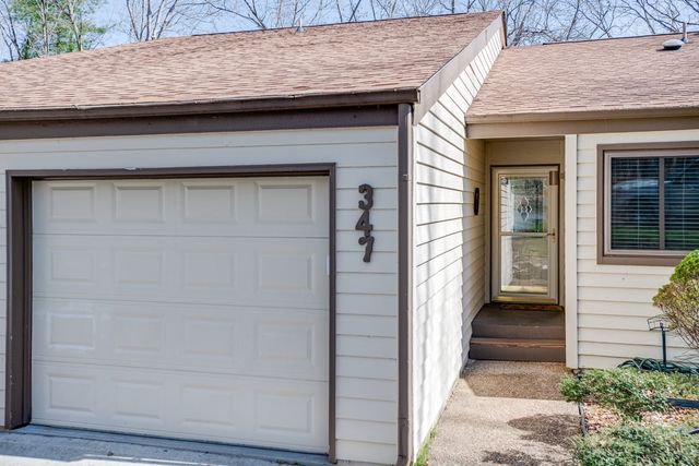 347 Lake Catherine Cir, Crossville, TN 38558