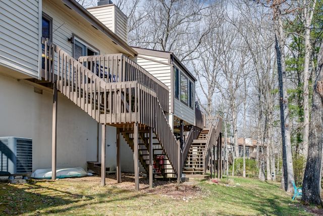 347 Lake Catherine Cir, Crossville, TN 38558