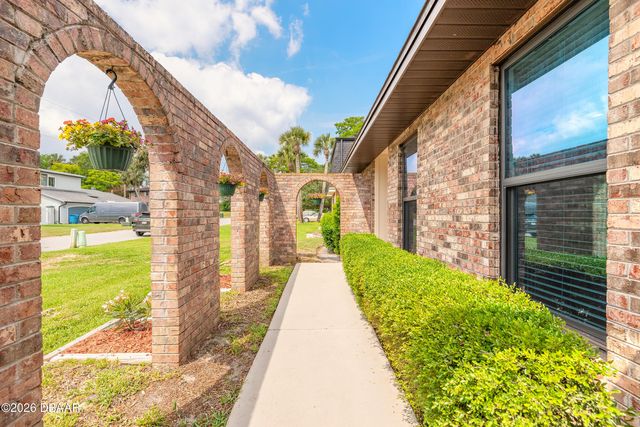 3 Waterberry Circle, Ormond Beach, FL 32174