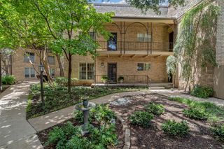 4312 Bellaire Drive S 112, Fort Worth, TX 76109