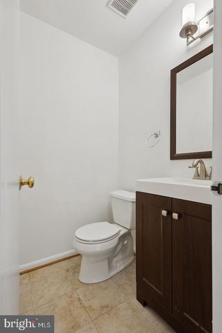 3940 BRADWATER ST, Fairfax, VA 22031