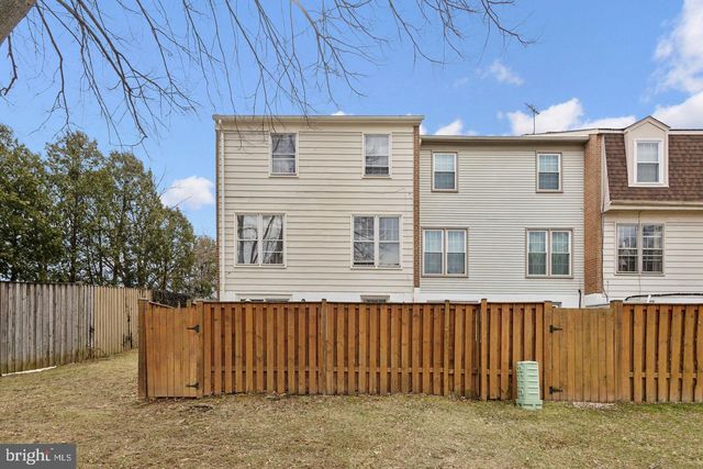 3940 BRADWATER ST, Fairfax, VA 22031
