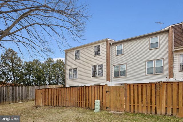 3940 BRADWATER ST, Fairfax, VA 22031