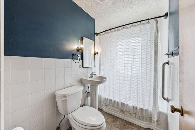 6308 Newton Avenue S, Richfield, MN 55423