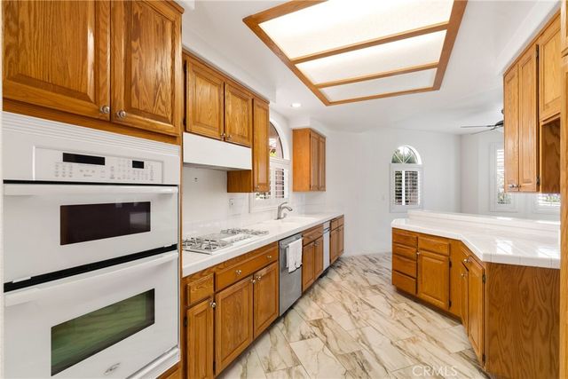 24070 Crowned Partridge, Murrieta, CA 92562