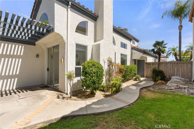 24070 Crowned Partridge, Murrieta, CA 92562
