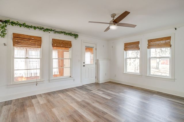 330 Madeline Lane, Burleson, TX 76028