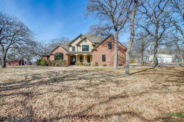 330 Madeline Lane, Burleson, TX 76028