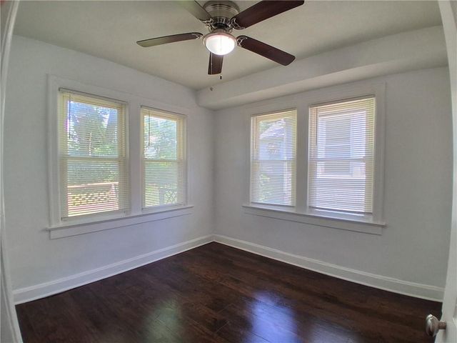 5410 Olive Street, Kansas City, MO 64130