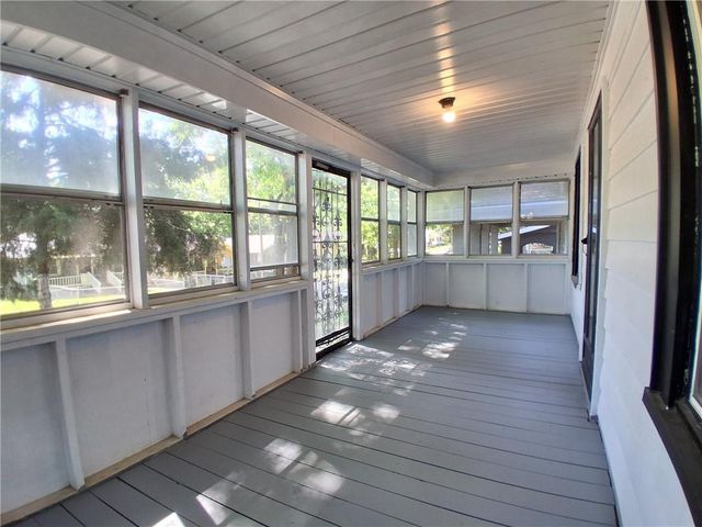5410 Olive Street, Kansas City, MO 64130