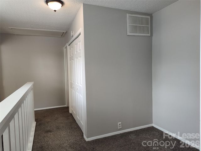 7001 Stonington Lane, Charlotte, NC 28227