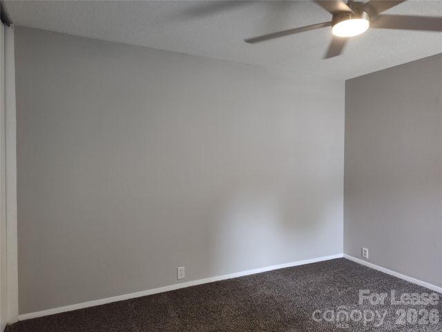 7001 Stonington Lane, Charlotte, NC 28227