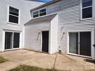 7001 Stonington Lane, Charlotte, NC 28227
