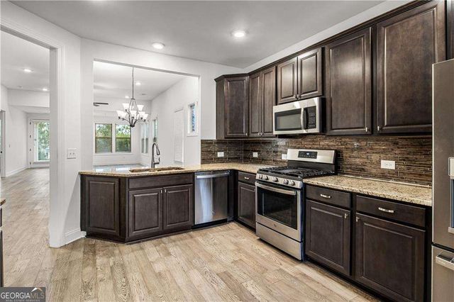 321 Cottonwood Circle, Peachtree City, GA 30269