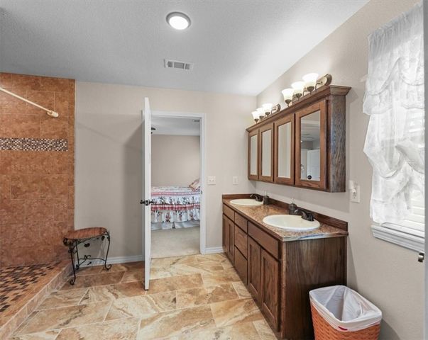 184 PR 3555, Clarksville, AR 72830