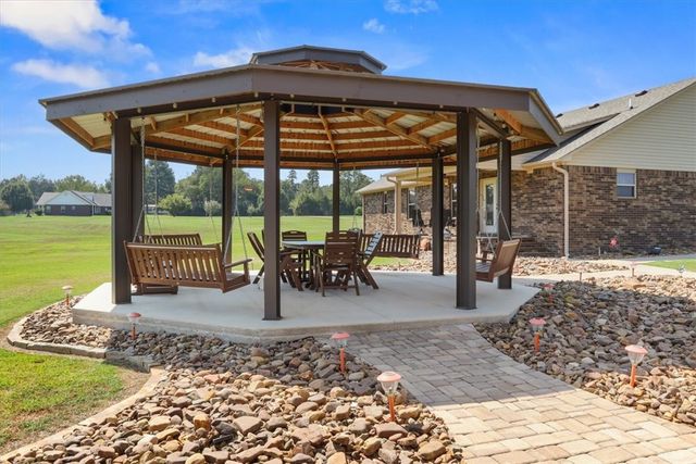 184 PR 3555, Clarksville, AR 72830