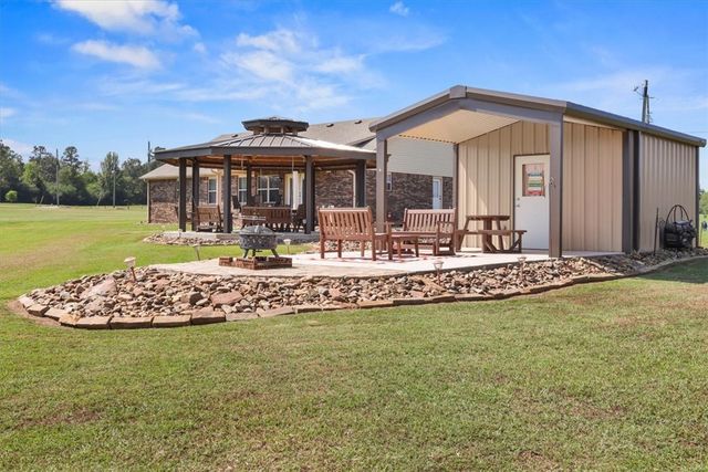 184 PR 3555, Clarksville, AR 72830