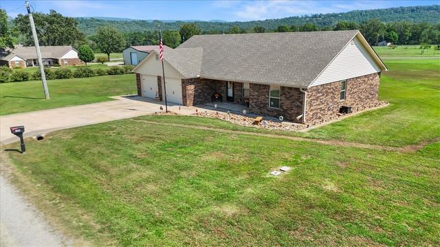 184 PR 3555, Clarksville, AR 72830