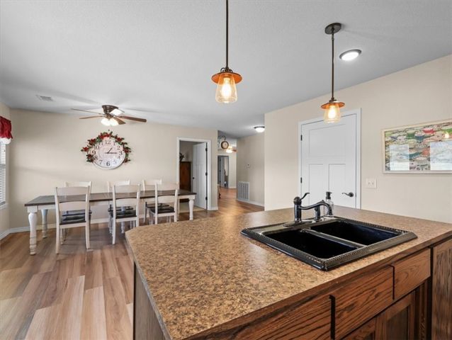 184 PR 3555, Clarksville, AR 72830