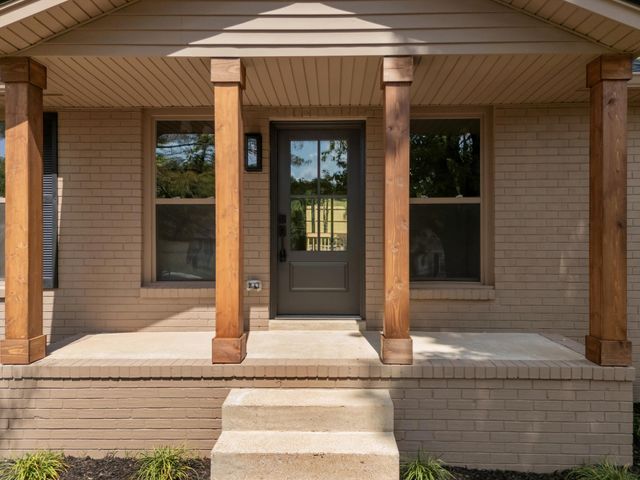 217 New Sawyer Brown Rd, Nashville, TN 37221