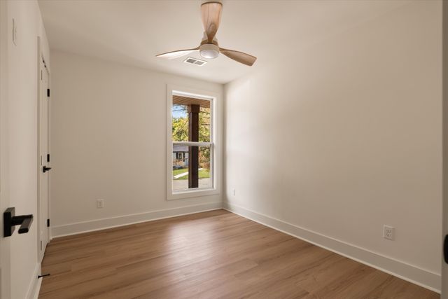 217 New Sawyer Brown Rd, Nashville, TN 37221
