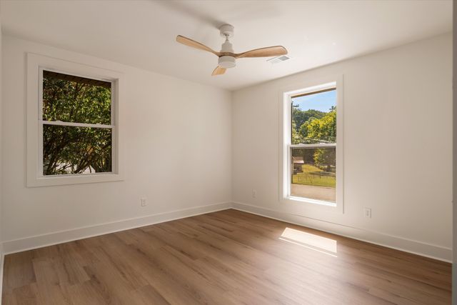 217 New Sawyer Brown Rd, Nashville, TN 37221