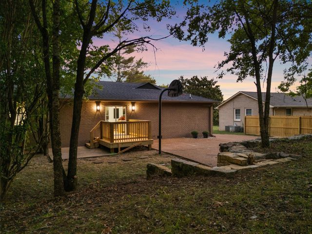 217 New Sawyer Brown Rd, Nashville, TN 37221