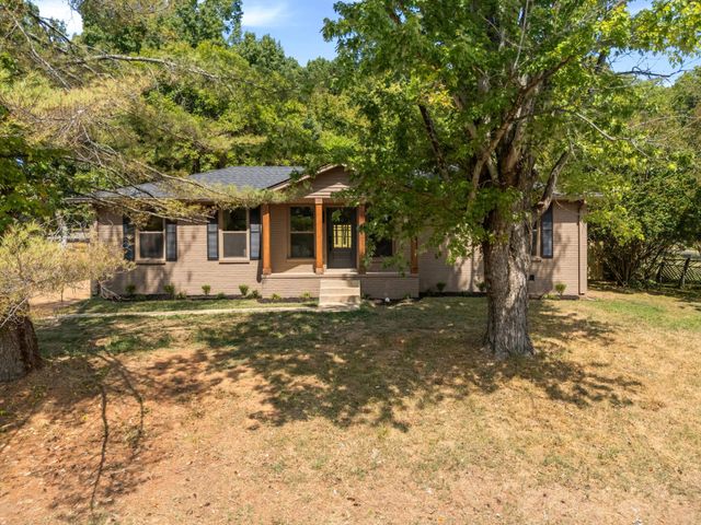 217 New Sawyer Brown Rd, Nashville, TN 37221