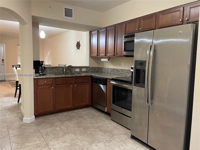 22311 SW 88th Place 2034, Cutler Bay, FL 33190