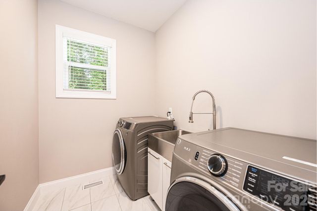 754 River Bend Drive, Granite Falls, NC 28630