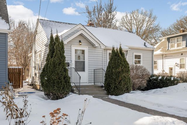 1211 Dwane Street, South Saint Paul, MN 55075