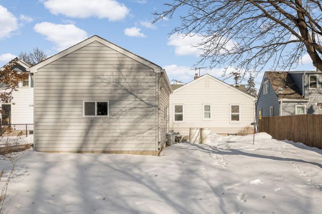 1211 Dwane Street, South Saint Paul, MN 55075