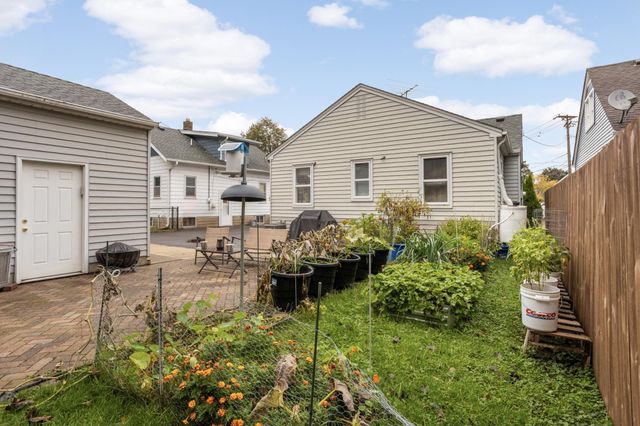 1211 Dwane Street, South Saint Paul, MN 55075