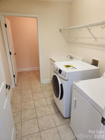 1 Mountain Meadow Circle, Weaverville, NC 28787