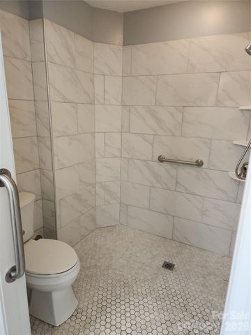 1 Mountain Meadow Circle, Weaverville, NC 28787