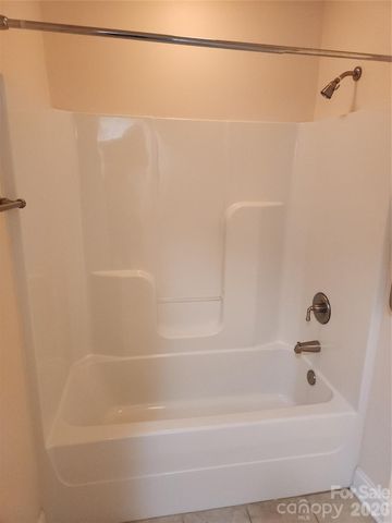 1 Mountain Meadow Circle, Weaverville, NC 28787