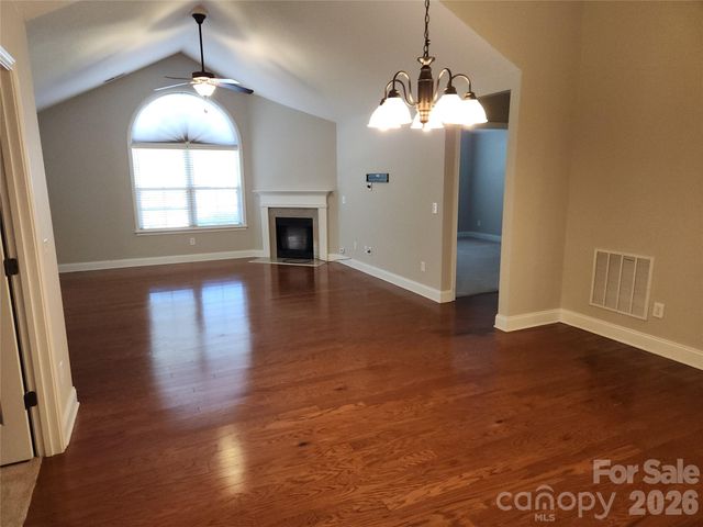 1 Mountain Meadow Circle, Weaverville, NC 28787