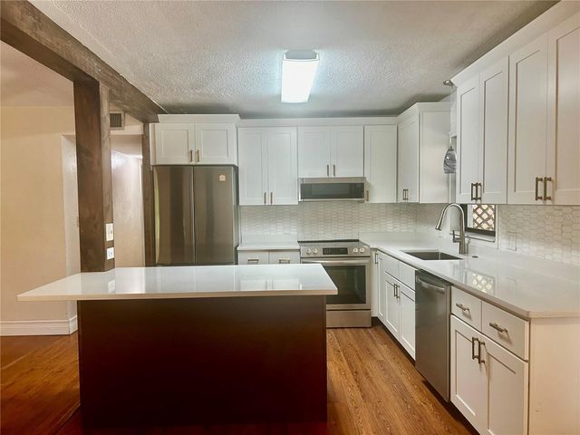 410 NE 15TH COURT, Ocala, FL 34470