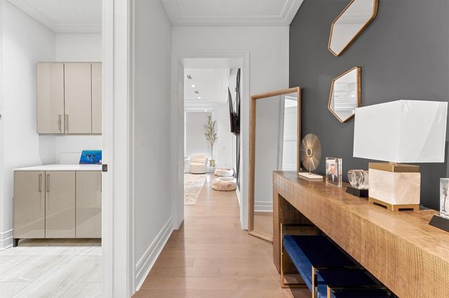 6017 Memorial Drive 505, Houston, TX 77007