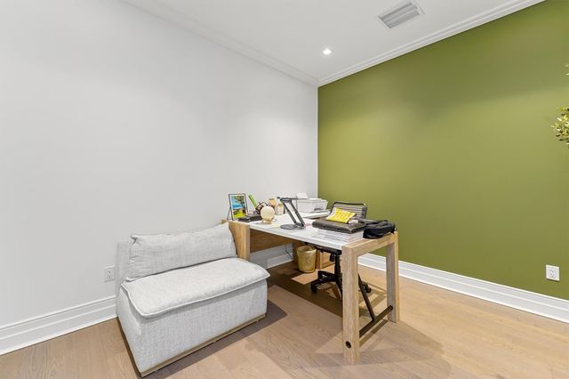 6017 Memorial Drive 505, Houston, TX 77007