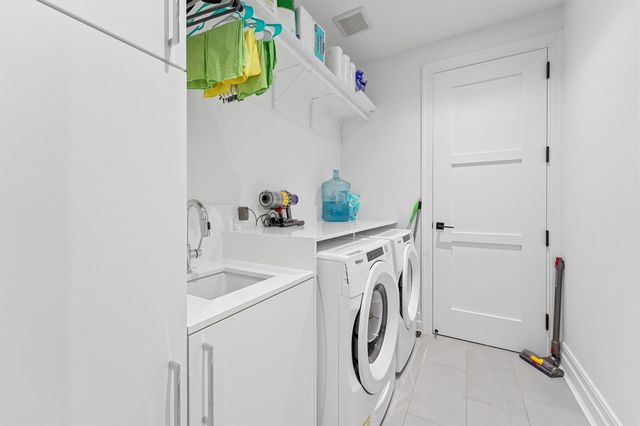 6017 Memorial Drive 505, Houston, TX 77007