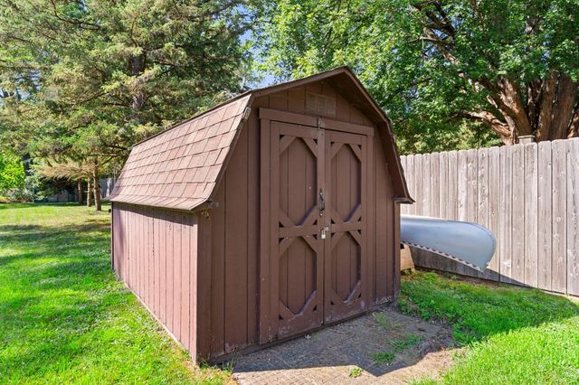 1648 Hammond Road, White Bear Lake, MN 55110
