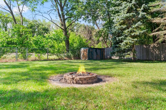 1648 Hammond Road, White Bear Lake, MN 55110